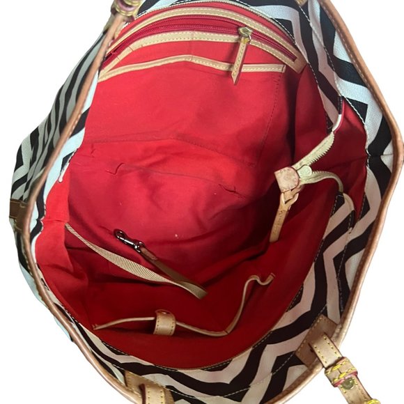 Dooney & Bourke Chevron Tote Bag Black White - Picture 13 of 14